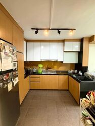 Blk 558 Jurong West Street 42 (Jurong West), HDB Executive #557143181